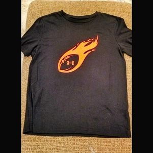 Boys XL Under Armour Flaming Football Tshirt